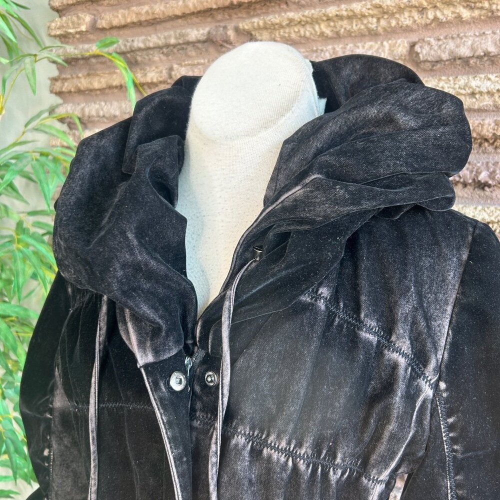 Gallery Black Distressed Velvet Puffer Jacket Grunge Boho Vibes Size Medium P - Picture 12 of 14